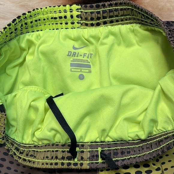 Nike‎ Shorts - Picture 5 of 8